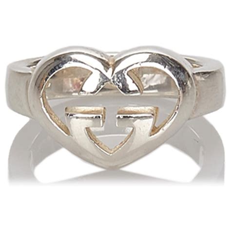 gucci bague coeur